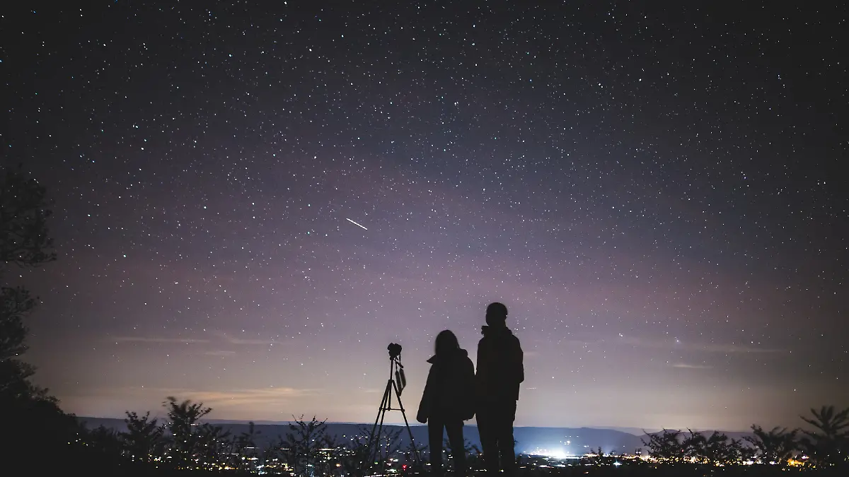 Alineación de planetas fechas para verlos y cómo ubicarlos en el cielo